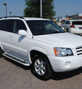 toyota highlander 2002 white suv gasoline 6 cylinders front wheel drive automatic with overdrive 76087