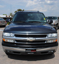 chevrolet suburban 2004 gray suv lt flex fuel 8 cylinders rear wheel drive automatic 76087