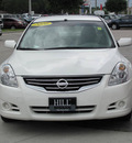 nissan altima 2010 white sedan gasoline 4 cylinders front wheel drive automatic 33884