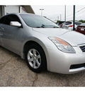 nissan altima 2008 silver coupe 2 5 s gasoline 4 cylinders front wheel drive automatic 76543