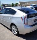 toyota prius 2012 silver hatchback v hybrid 4 cylinders front wheel drive cont  variable trans  76087