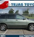 toyota highlander 2006 lt  green suv gasoline 6 cylinders all whee drive automatic 77338
