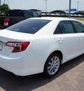 toyota camry 2012 white sedan xle gasoline 4 cylinders front wheel drive 6 speed automatic 76087