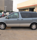 toyota sienna 2000 silver van le gasoline 6 cylinders front wheel drive automatic with overdrive 77074