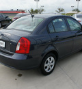 hyundai accent 2011 gray sedan gasoline 4 cylinders front wheel drive automatic with overdrive 76087