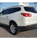 chevrolet traverse 2011 white suv lt gasoline 6 cylinders front wheel drive automatic 78006