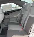 toyota camry hybrid 2012 gray sedan xle hybrid 4 cylinders front wheel drive automatic 76011