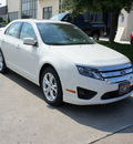 ford fusion 2012 white sedan 4dr sdn se fwd gasoline 4 cylinders front wheel drive 6 speed automatic 75070