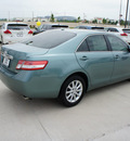 toyota camry 2011 green sedan xle v6 gasoline 6 cylinders front wheel drive automatic 76011