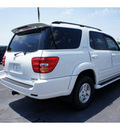 toyota sequoia 2001 white suv limited gasoline 8 cylinders dohc rear wheel drive automatic 76543
