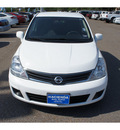 nissan versa 2011 white hatchback 1 8 gasoline 4 cylinders front wheel drive automatic 78539