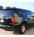chevrolet suburban 2008 black suv lt 1500 flex fuel 8 cylinders 2 wheel drive automatic with overdrive 77836