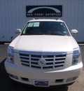 cadillac escalade 2008 off white suv gasoline 8 cylinders all whee drive automatic 75964
