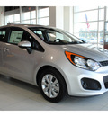 kia rio5 2013 bright silver wagon ex gasoline 4 cylinders front wheel drive 6 speed automatic 77375