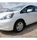 honda fit 2012 white hatchback gasoline 4 cylinders front wheel drive automatic 77034