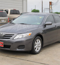 toyota camry 2011 gray sedan le gasoline 4 cylinders front wheel drive automatic with overdrive 77074