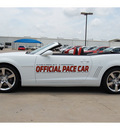 chevrolet camaro convertible 2011 white ss gasoline 8 cylinders rear wheel drive automatic with overdrive 77627