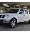 nissan frontier 2008 white se v6 gasoline 6 cylinders 2 wheel drive automatic with overdrive 78216