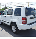jeep liberty 2010 white suv sport gasoline 6 cylinders 2 wheel drive automatic 77565
