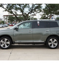 toyota highlander 2011 green suv limited gasoline 6 cylinders all whee drive automatic 78232