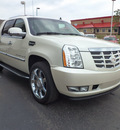 cadillac escalade ext 2008 white suv gasoline 8 cylinders all whee drive automatic 45036
