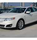 lincoln mks 2009 white sedan gasoline 6 cylinders front wheel drive automatic 77043