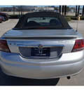 chrysler sebring 2005 silver signature series gasoline 6 cylinders front wheel drive automatic 77339