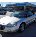 chrysler sebring 2005 silver signature series gasoline 6 cylinders front wheel drive automatic 77339