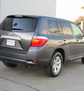 toyota highlander 2008 dk  gray suv gasoline 6 cylinders front wheel drive automatic with overdrive 77074