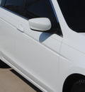 honda accord 2012 white sedan lx gasoline 4 cylinders front wheel drive automatic 75034