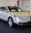 lincoln mkt 2010 gold suv gasoline 6 cylinders front wheel drive automatic with overdrive 77074