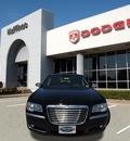 chrysler 300 2012 black sedan c luxury series gasoline 8 cylinders rear wheel drive automatic 75067