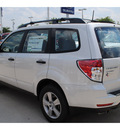 subaru forester 2012 white wagon 2 5x gasoline 4 cylinders all whee drive automatic 77090