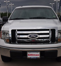 ford f 150 2009 white 2wd gasoline 8 cylinders 2 wheel drive 6 speed automatic 77090