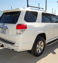 toyota 4runner 2011 white suv sr5 gasoline 6 cylinders 2 wheel drive automatic 76011