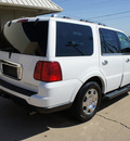 lincoln navigator 2006 white suv gasoline 8 cylinders 4 wheel drive 6 speed automatic 76108