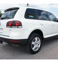 volkswagen touareg 2 2009 white suv v6 tdi diesel 6 cylinders all whee drive automatic 78006