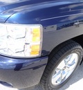 chevrolet silverado 1500 2009 blue pickup truck ltz flex fuel 8 cylinders 2 wheel drive automatic 77388