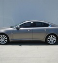 jaguar xf 2009 gray sedan gasoline 8 cylinders rear wheel drive automatic 78577