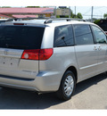 toyota sienna 2008 silver van le 7 passenger gasoline 6 cylinders front wheel drive automatic 76801