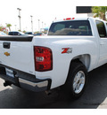 chevrolet silverado 1500 2009 white flex fuel 8 cylinders 4 wheel drive automatic with overdrive 77581