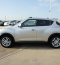 nissan juke 2012 silver wagon sv gasoline 4 cylinders front wheel drive cont  variable trans  75150