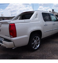 cadillac escalade ext 2012 white suv premium flex fuel 8 cylinders all whee drive automatic 77074