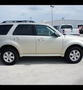 mercury mariner 2011 gold suv i4 gasoline 4 cylinders front wheel drive 6 speed automatic 77338