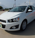 chevrolet sonic 2012 white sedan lt gasoline 4 cylinders front wheel drive automatic 78155