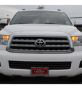 toyota sequoia 2008 white suv limited gasoline 8 cylinders 2 wheel drive automatic 77338