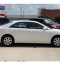 toyota camry 2011 white sedan le gasoline 4 cylinders front wheel drive automatic 78232