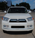 toyota 4runner 2010 white suv sr5 gasoline 6 cylinders 4 wheel drive automatic 76087