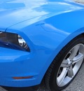 ford mustang 2010 lt  blue coupe gasoline 8 cylinders rear wheel drive not specified 77388