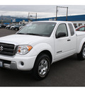 suzuki equator 2009 white pickup truck gasoline 4 cylinders 2 wheel drive automatic 98632